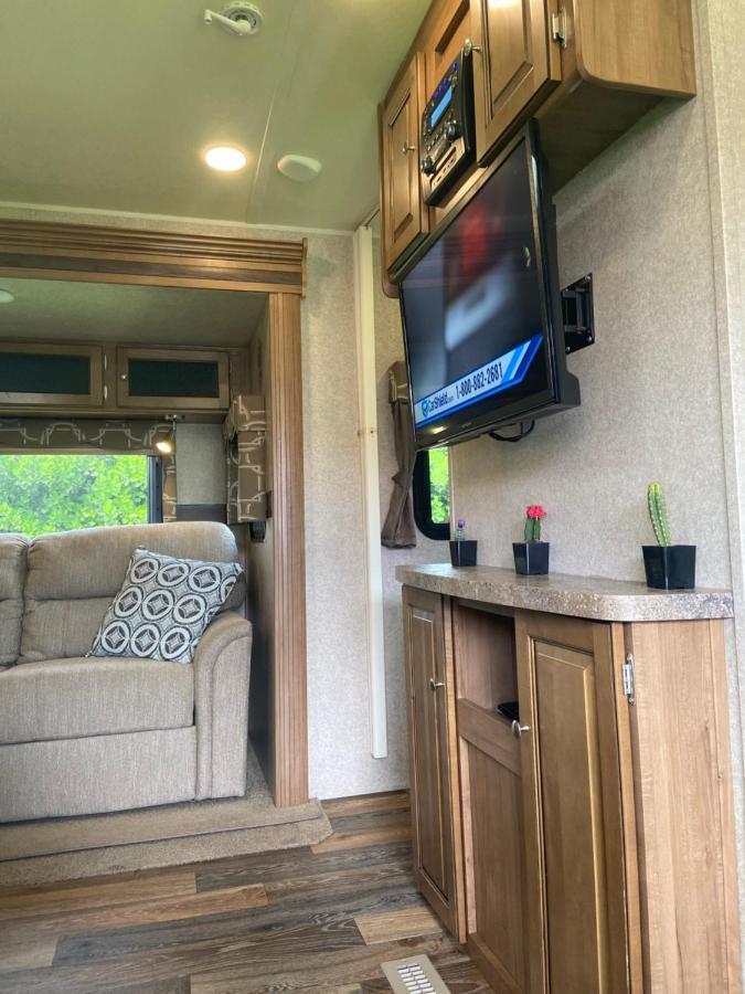Cozy Camper - Free Parking Hotell Miami Exteriör bild